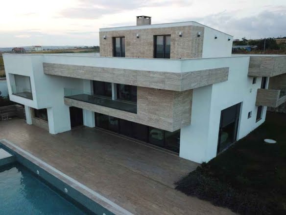 فيلا للبيع في أسطنبول سيليفري